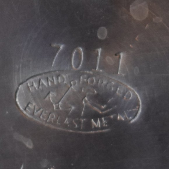 Vintage Everlast Metal Tray with Handle - Picture 5 of 12